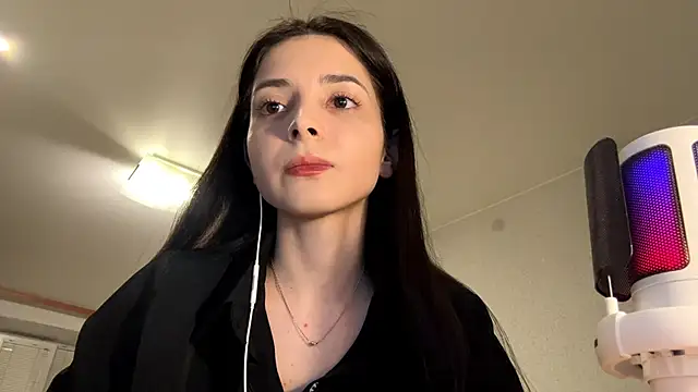 Mikytiki online show from March 2026 04:21:02 PM