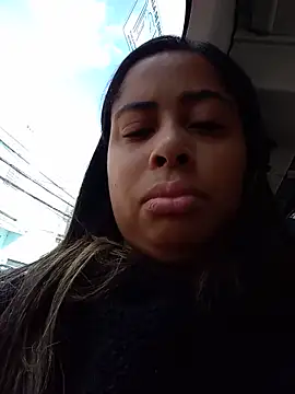 gatinha20257 online show from May 2026 03:08:01 PM