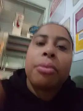 gatinha20257 online show from June 2026 05:40:02 PM