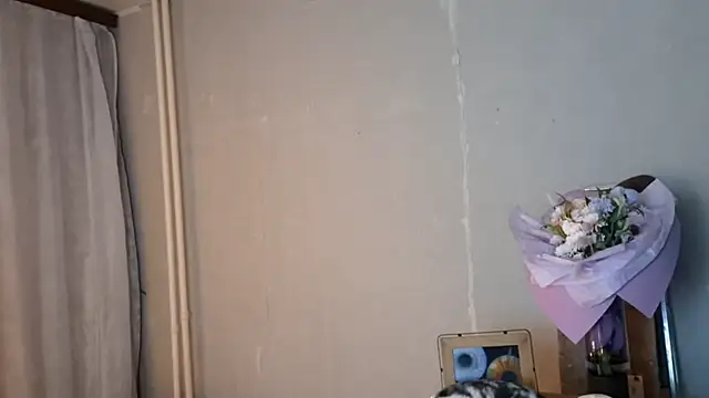 MiaTemptress online show from April 2026 02:30:01 PM