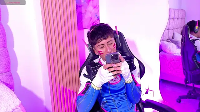 AndyJustgame  online show from June 2026 11:07:02 PM