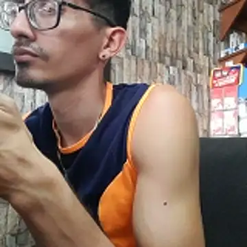 jhosuamoore online show from April 2026 07:55:01 PM