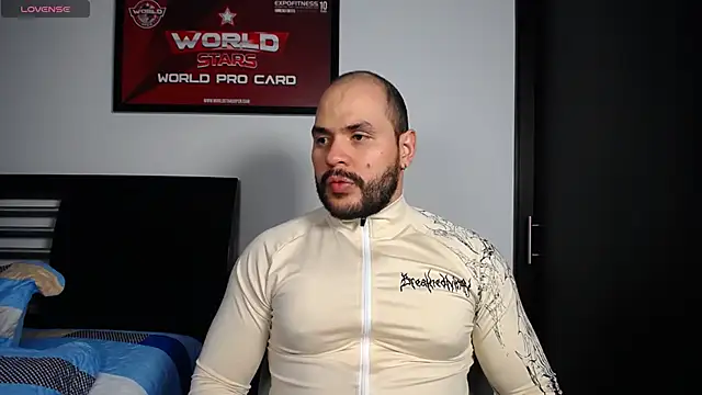 Axel Dominus online show from April 2026 03:01:01 AM