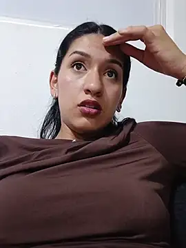 FiorellaLan online show from March 2026 07:20:02 PM