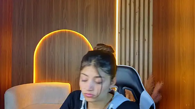 Lia queen tx online show from July 2026 03:24:02 AM