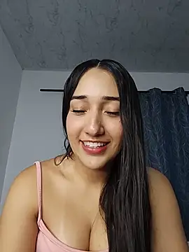 isabellaHill2 online show from May 2026 05:23:01 AM