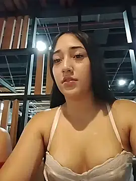 isabellaHill2 online show from July 2026 11:17:01 PM