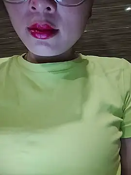 Snapshot of candy_flo chatting on May 2026 08:21:02 AM candy flo online show from May 2026 08:21:02 AM