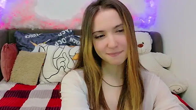 LeenMoonie online show from May 2026 03:42:02 PM