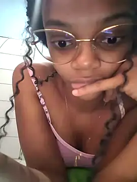 marialuiza2027 online show from June 2026 11:12:02 AM