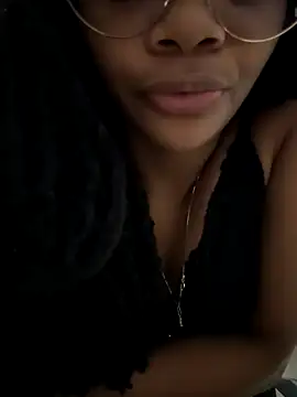 marialuiza2027 online show from July 2026 05:51:02 PM