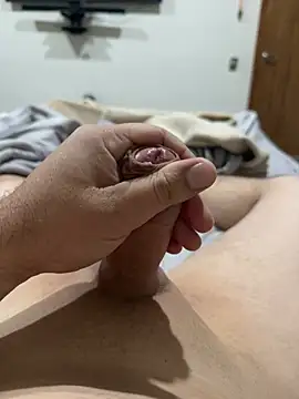 Snapshot of josecaliente123123 chatting on March 2026 03:18:01 PM josecaliente123123 online show from March 2026 03:18:01 PM