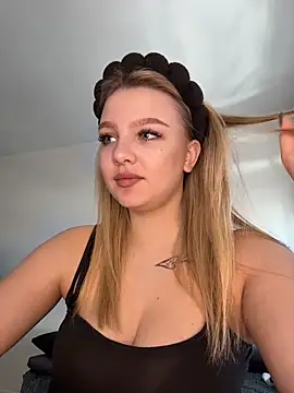 bettyloveu online show from March 2026 11:03:01 AM