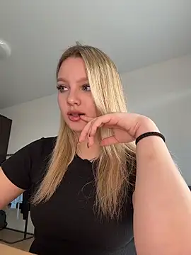 bettyloveu online show from April 2026 11:09:01 AM