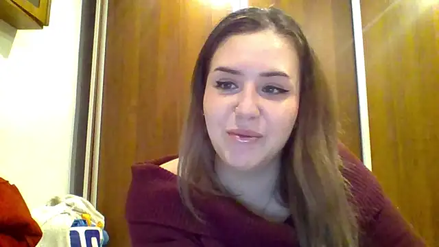 Snapshot of LolaSeduce chatting on March 2026 09:32:02 PM LolaSeduce online show from March 2026 09:32:02 PM