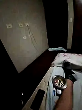 cracadaboa online show from April 2026 08:53:02 PM