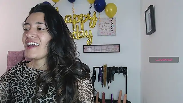 violeta scott online show from July 2026 02:18:02 PM