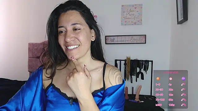 violeta scott online show from July 2026 04:06:01 PM
