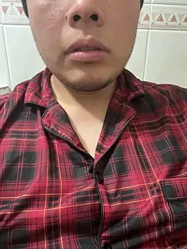 Snapshot of DanielZz69 chatting on March 2026 08:07:01 AM DanielZz69 online show from March 2026 08:07:01 AM