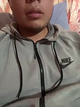 Snapshot of DanielZz69 chatting on April 2026 12:32:01 AM DanielZz69 online show from April 2026 12:32:01 AM