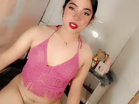 Snapshot of xLinda_Walkerx chatting on May 2026 03:47:02 AM xLinda Walkerx online show from May 2026 03:47:02 AM