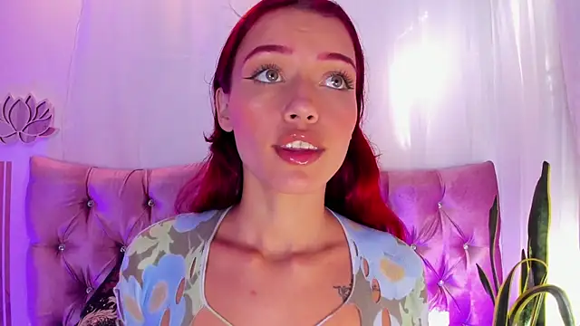 Snapshot of Cherry_Scarlet_ chatting on July 2026 08:52:02 PM Cherry Scarlet online show from July 2026 08:52:02 PM