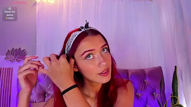 Snapshot of Cherry_Scarlet_ chatting on July 2026 05:01:02 PM Cherry Scarlet online show from July 2026 05:01:02 PM