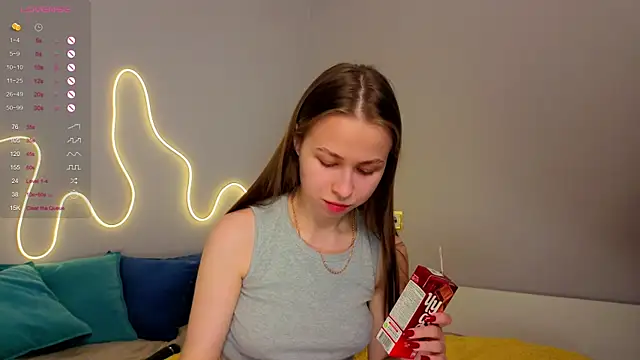 Snapshot of Emma_dream_ chatting on June 2026 02:24:02 AM Emma dream online show from June 2026 02:24:02 AM