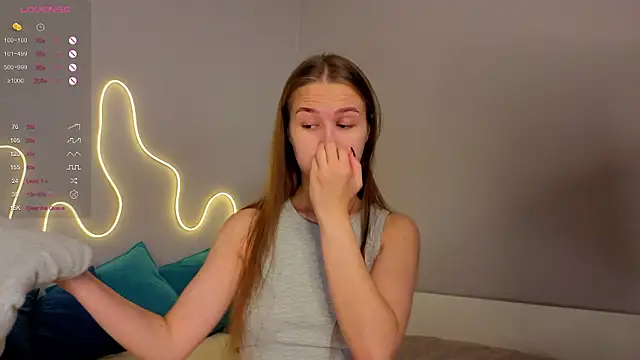 Snapshot of Emma_dream_ chatting on July 2026 01:34:02 AM Emma dream online show from July 2026 01:34:02 AM