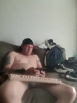 Snapshot of yourMasterisBored chatting on May 2026 03:07:01 PM yourMasterisBored online show from May 2026 03:07:01 PM