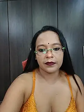 hornyrosy321 online show from May 2026 05:22:02 PM