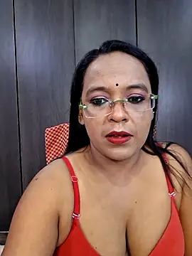 hornyrosy321 online show from June 2026 05:37:02 PM