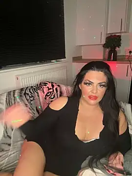 Laurenlaceyx online show from March 2026 10:47:02 PM