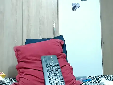 Snapshot of violeta36 chatting on July 2026 10:42:01 AM violeta36 online show from July 2026 10:42:01 AM