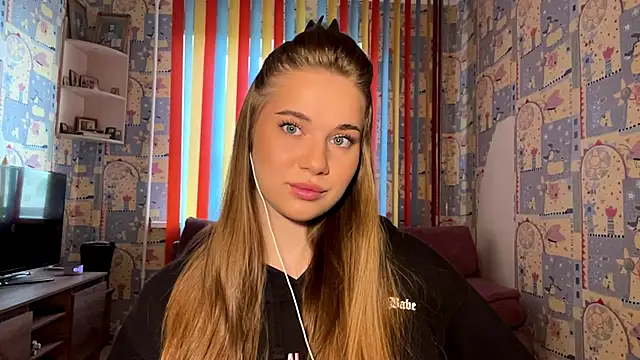 Snapshot of Miss_Blessnyth chatting on May 2026 06:11:01 AM Miss Blessnyth online show from May 2026 06:11:01 AM