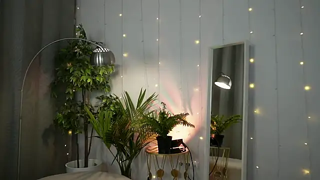 Snapshot of MsKionny chatting on April 2026 09:59:01 PM MsKionny online show from April 2026 09:59:01 PM