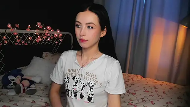 Snapshot of lizaa_breeze chatting on May 2026 04:06:02 PM lizaa breeze online show from May 2026 04:06:02 PM