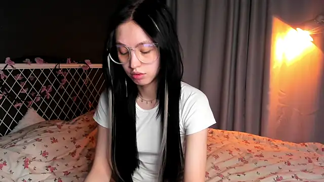 lizaa breeze online show from July 2026 05:04:02 PM