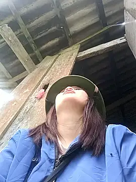 cute-girl-2k online show from March 2026 02:04:01 AM