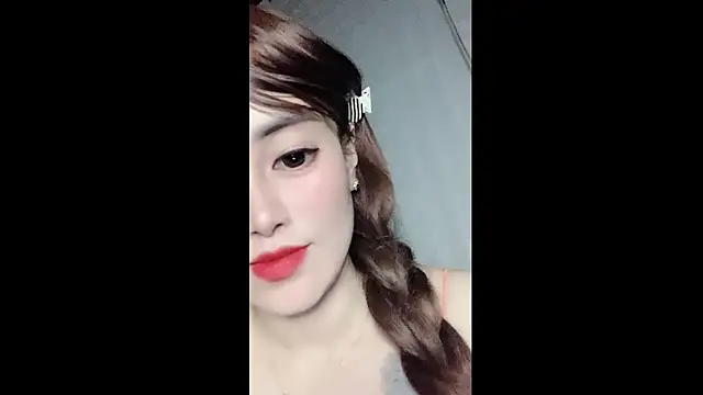 Snapshot of Mi-Cherry chatting on March 2026 05:23:01 AM Mi-Cherry online show from March 2026 05:23:01 AM