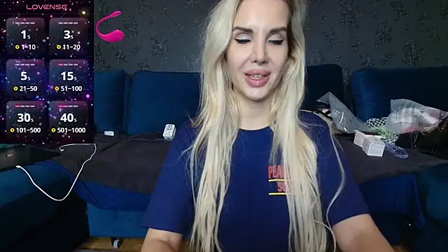 Snapshot of SexyQueenNina chatting on December 2024 11:57:02 PM SexyQueenNina online show from December 2024 11:57:02 PM