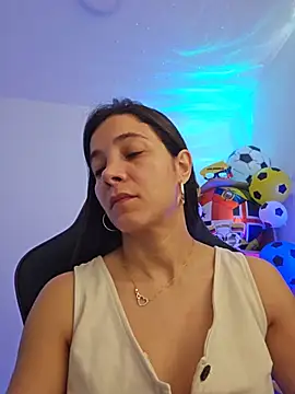 Snapshot of miaeyex chatting on June 2026 02:30:02 PM miaeyex online show from June 2026 02:30:02 PM