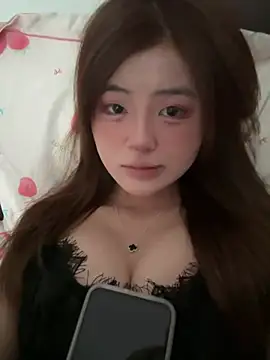 Snapshot of Sweet20-20 chatting on April 2026 07:14:02 AM Sweet20-20 online show from April 2026 07:14:02 AM