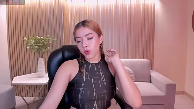 Snapshot of ArianaNova chatting on July 2026 02:17:02 AM ArianaNova online show from July 2026 02:17:02 AM