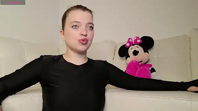 Minnie mouse 18 online show from March 2026 05:19:02 PM