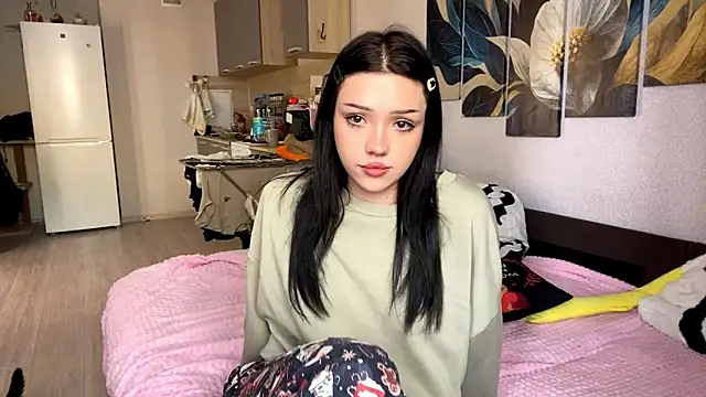 Snapshot of BeckyAurielle chatting on March 2026 12:20:01 PM BeckyAurielle online show from March 2026 12:20:01 PM