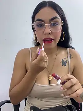 daniela-sexy online show from April 2026 04:12:01 PM