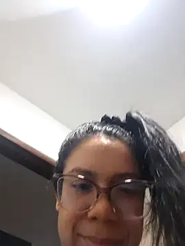 Snapshot of Aila_Phone chatting on May 2026 04:20:02 AM Aila Phone online show from May 2026 04:20:02 AM
