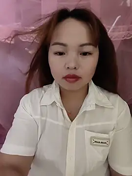 Snapshot of Mina_xYx chatting on June 2026 03:08:02 AM Mina xYx online show from June 2026 03:08:02 AM