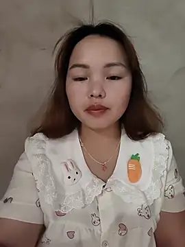 Snapshot of Mina_xYx chatting on July 2026 12:45:01 PM Mina xYx online show from July 2026 12:45:01 PM